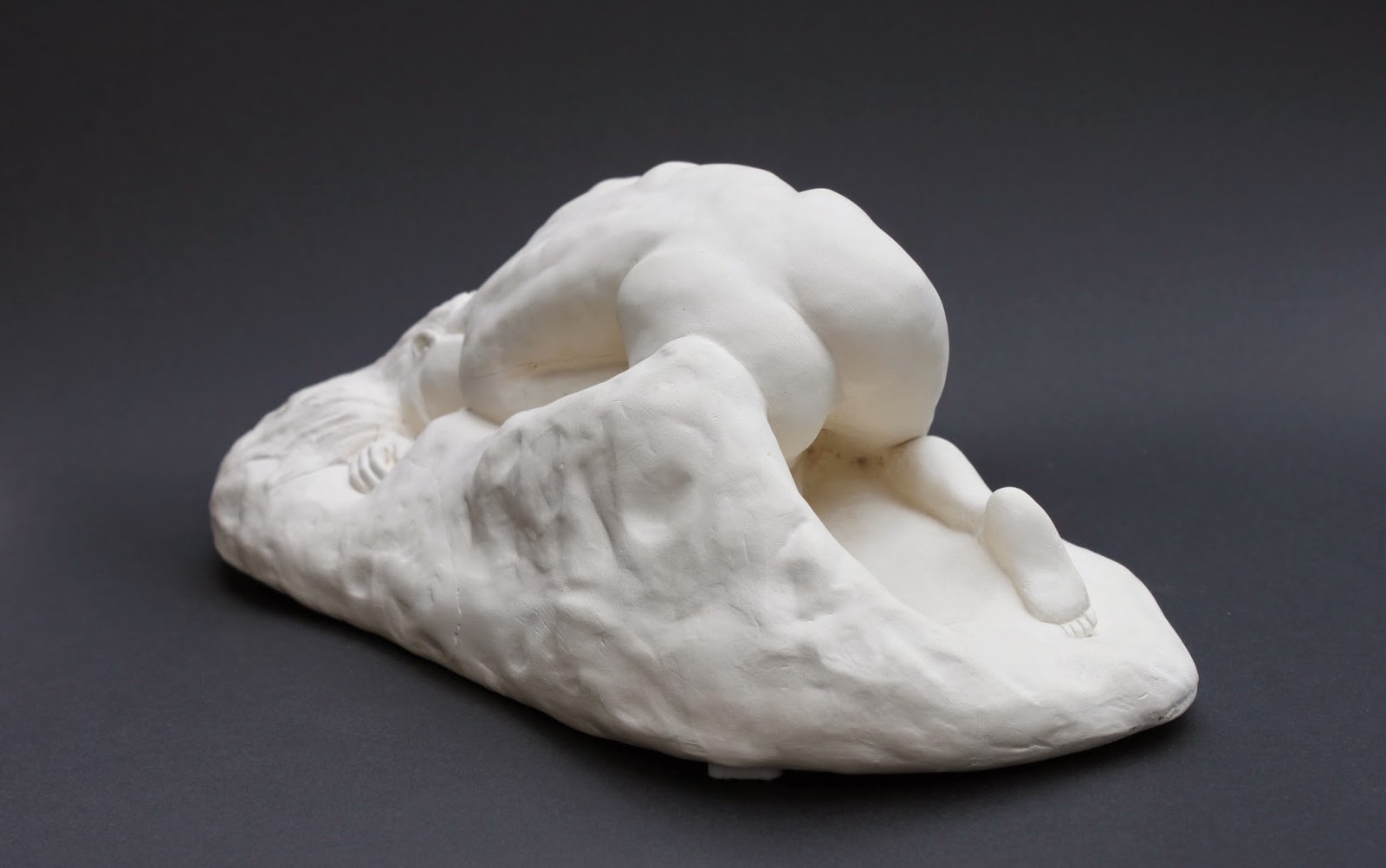 Sculpture d'artiste à vendre / achat / commande à Paris / France / Lille, en terre cuite / faïence / grès cérame / plâtre, sculpture de femme nue, reproduction/copie de la danaïde de Rodin