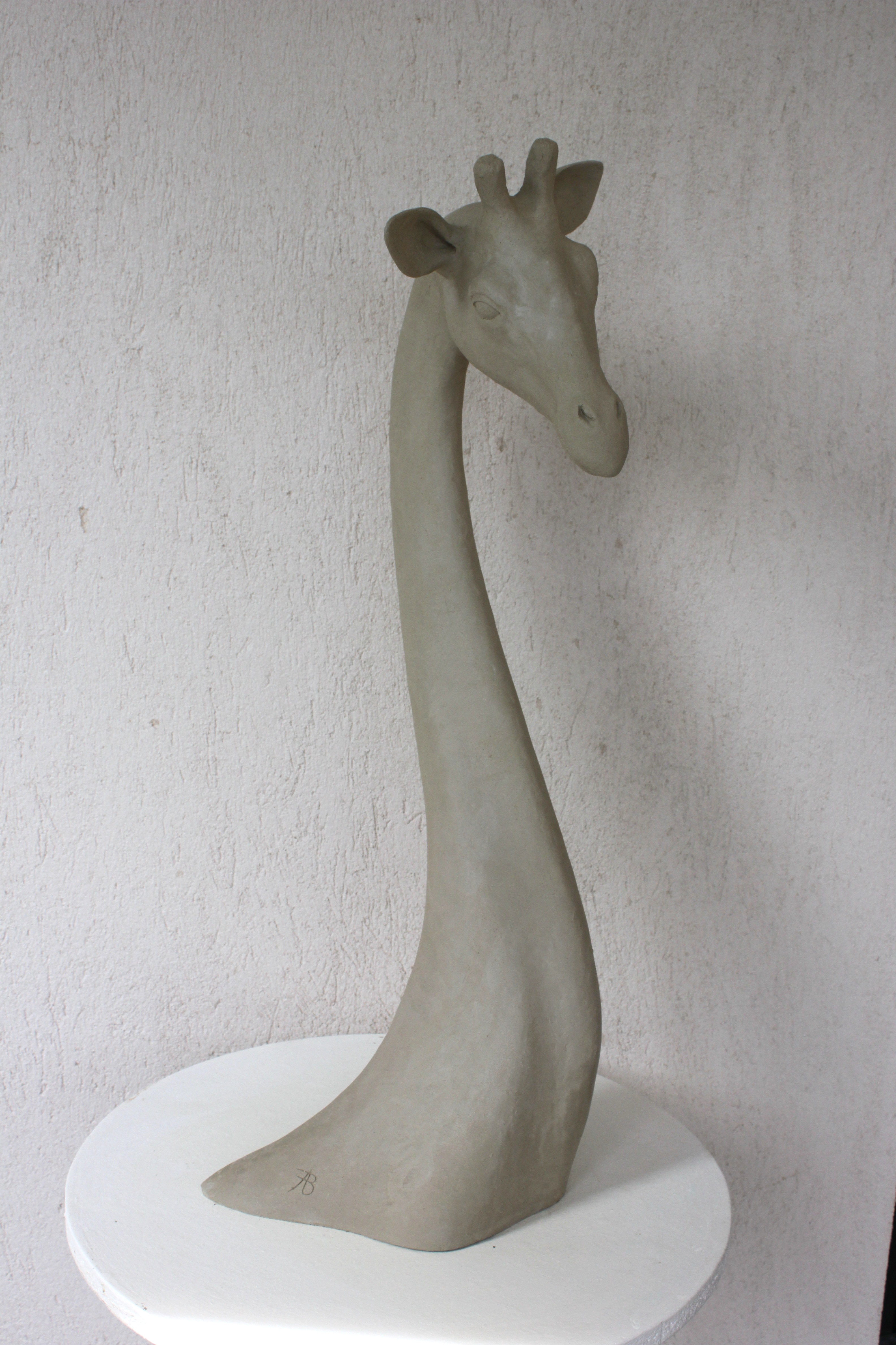 Sculpture d'artiste à vendre / achat / commande à Paris / France / Lille, en terre cuite / faîence / grès cérame, d'une girafe