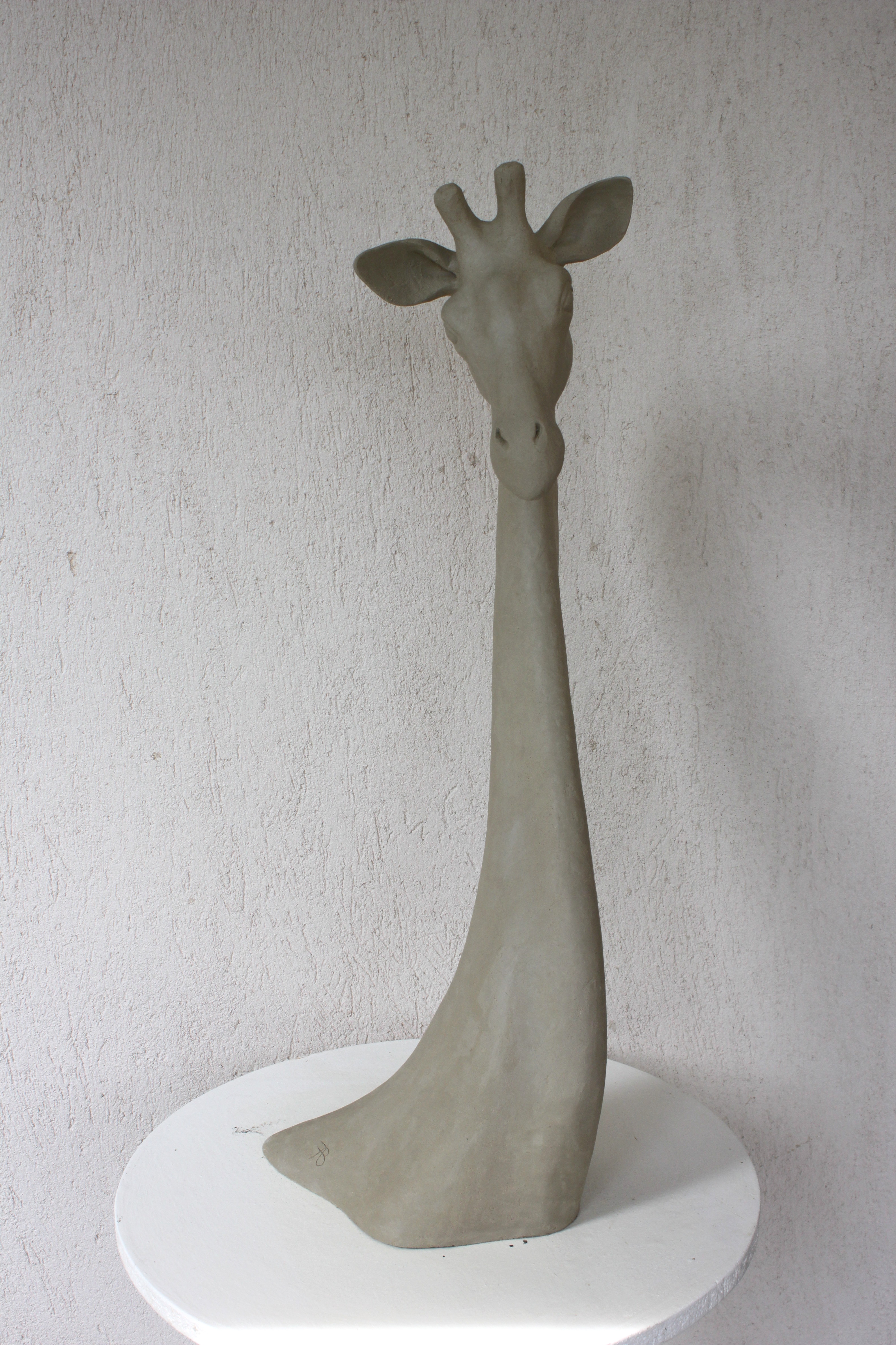 Sculpture d'artiste à vendre / achat / commande à Paris / France / Lille, en terre cuite / faîence / grès cérame / plâtre, d'une girafe