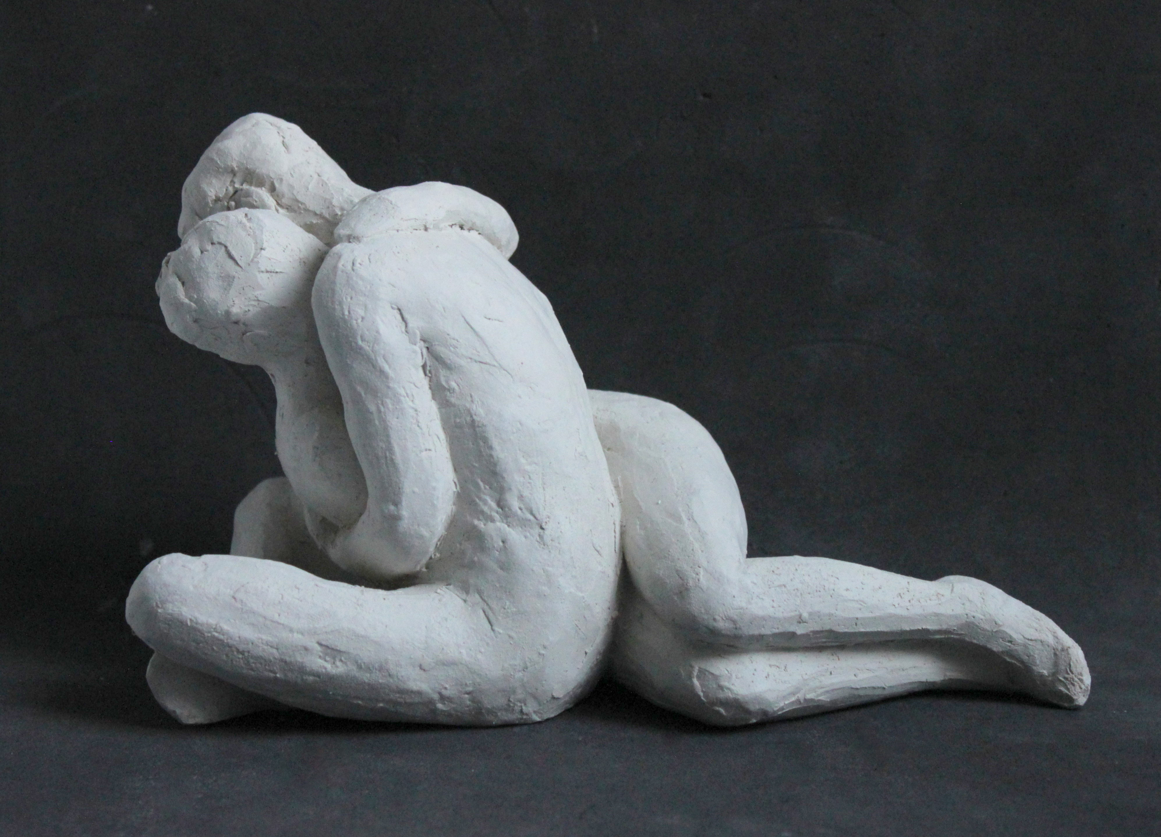 Sculpture d'artiste Axelle Bourgeois à vendre / achat / commande / copie et reproduction à Paris / France / Lille, en terre cuite / faïence / grès cérame / plâtre, sculpture de couple amoureux / homme et femme nus, Tendresse